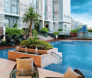 swimming-pool-wil-tower_-condo-near-abs-cbn-(1)
